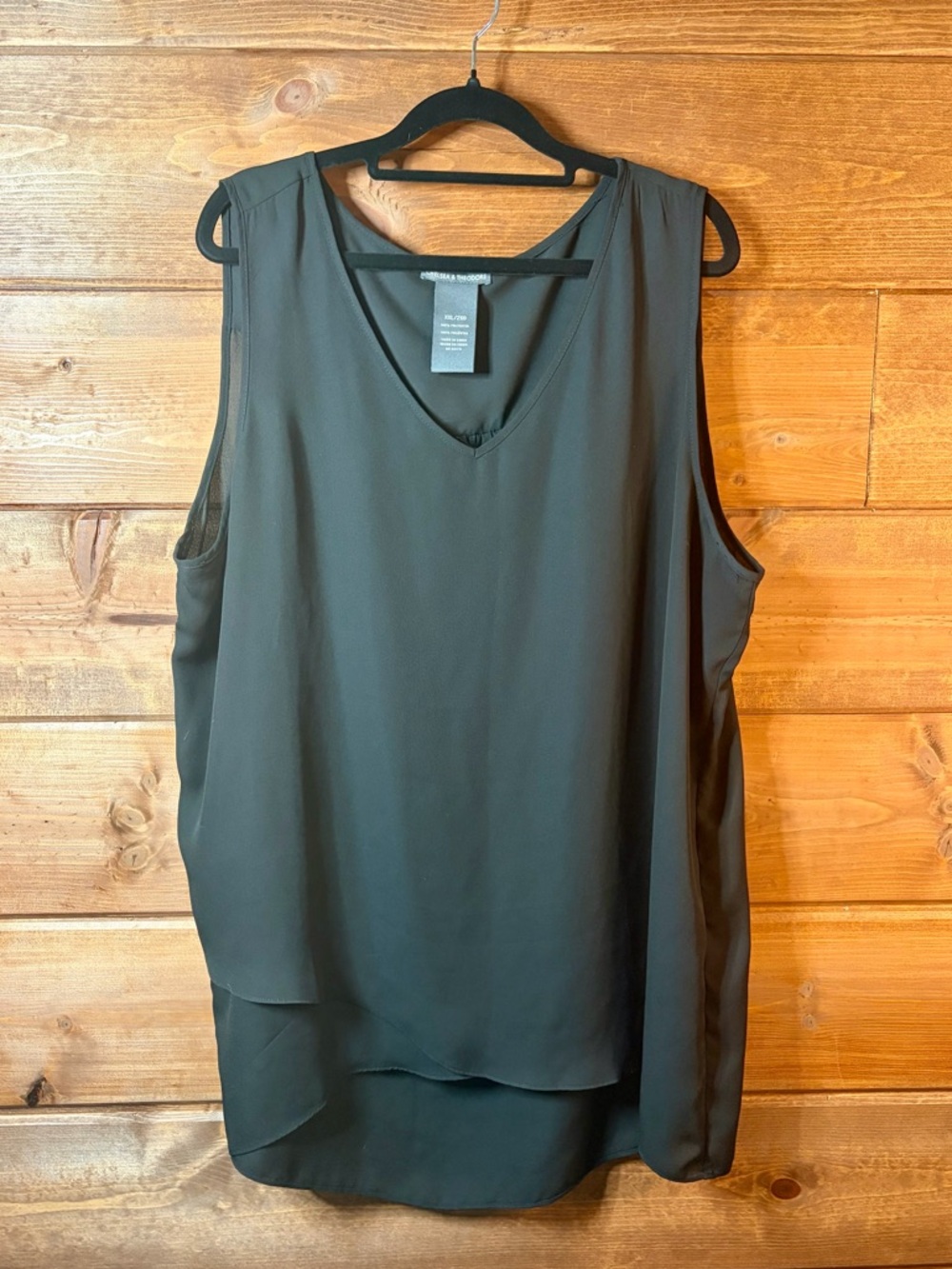 Chelsea & Theodore Black Sleeveless Layered Flowy V-Neck Camisole Size XXL 🖤💕
